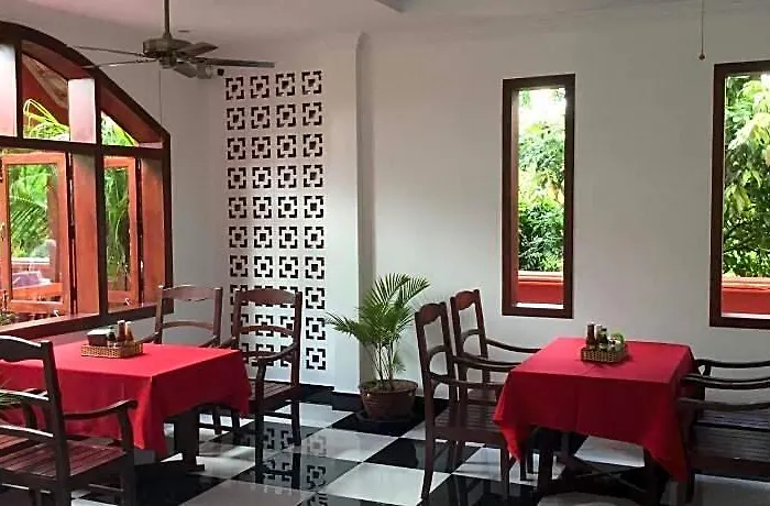 Hotel Bou Savy